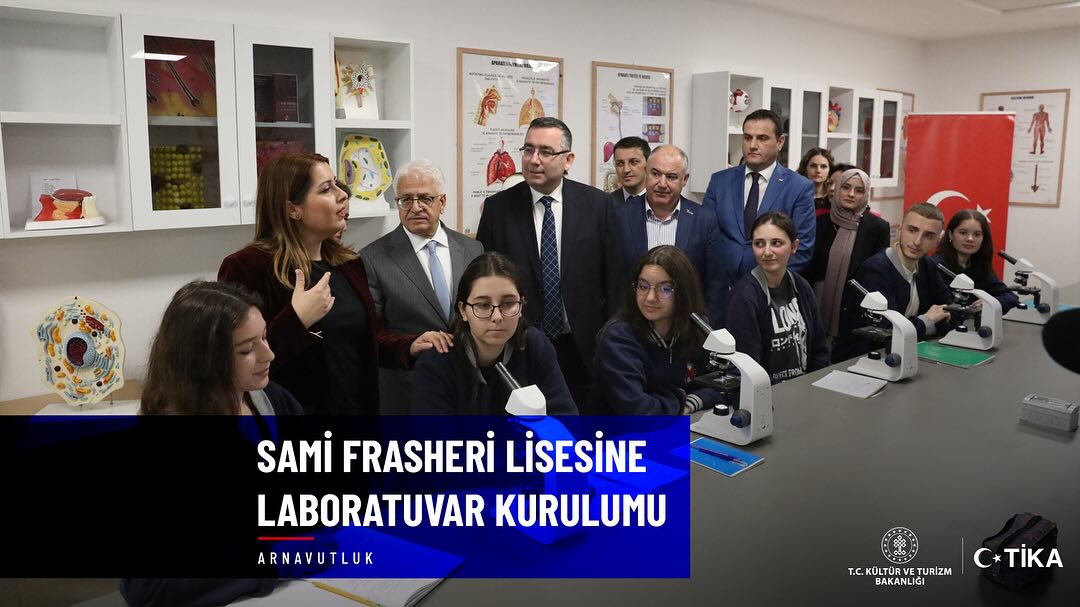 TİKA tarafından Arnavutluk'taki Sami Frasheri Lisesi için modern bir laboratuvar inşa edildi