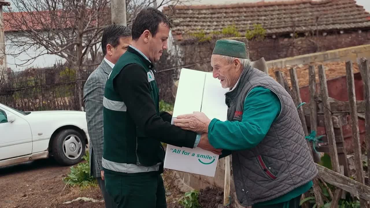 TİKA, Kuzey Makedonya'da Ramazan yardımı dağıttı