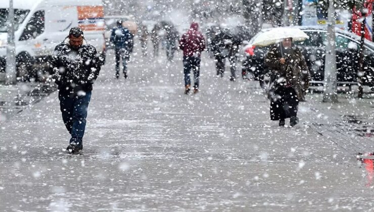 Meteoroloji uzmanı İstanbul’a kar yağışı için tarih verdi! Lapa lapa yağacak